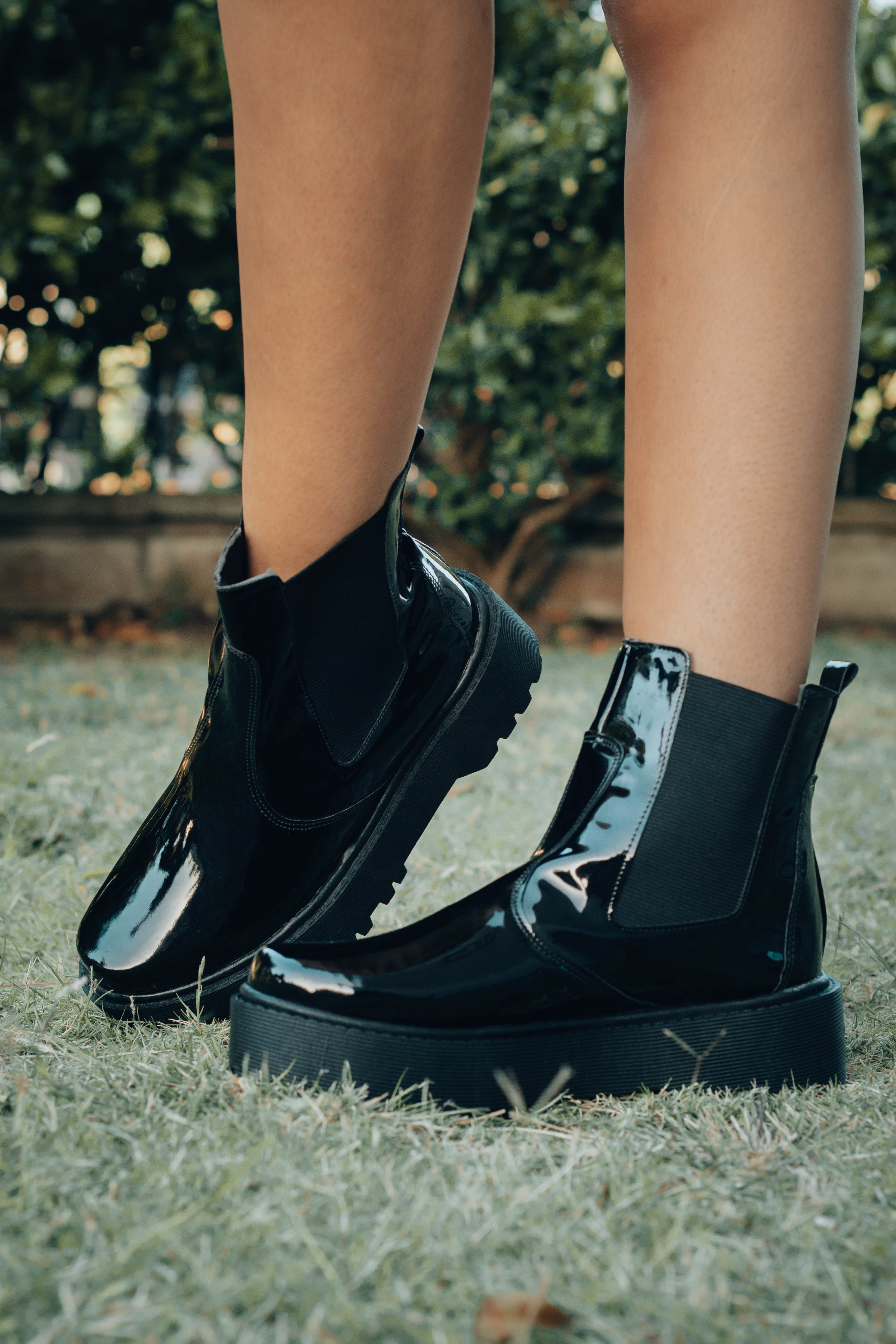 Bota Borcego Dama Bianca - Negro Charol - Vegan - Ardoa